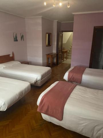 Albergue Hostal Sao Telmo Туй Экстерьер фото