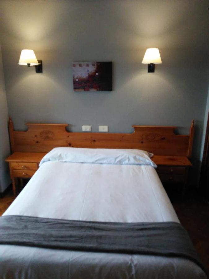Albergue Hostal Sao Telmo Туй Экстерьер фото