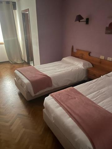 Albergue Hostal Sao Telmo Туй Экстерьер фото