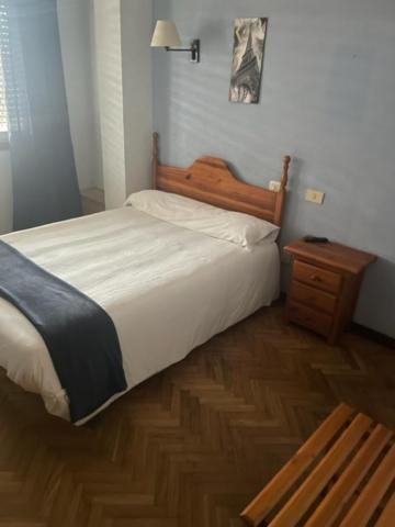 Albergue Hostal Sao Telmo Туй Экстерьер фото