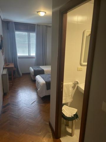 Albergue Hostal Sao Telmo Туй Экстерьер фото
